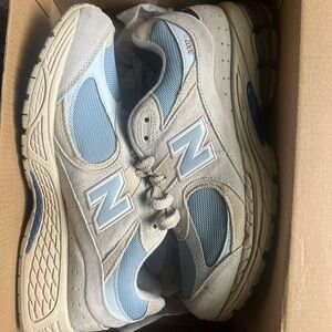 New Balance 2002R Sneakers - Gray and Blue